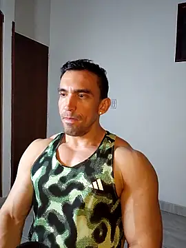 แชท XXX สดของ jhay-crux