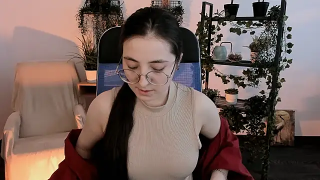 دردشة VirtuallVoyant الجنسية المباشرة