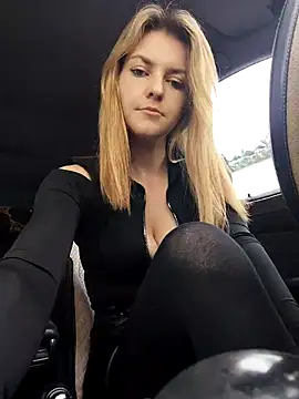 Czat XXX na żywo – YOOUR_EVAA