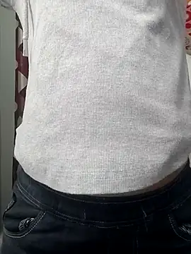 Chat XXX ao vivo de Ruhi_07