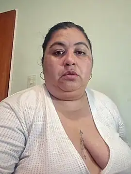 curvy_diva_ Show in webcam