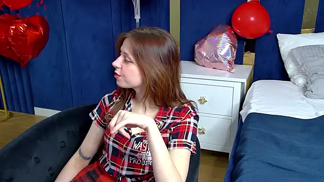 XXX chat uživo modela FreyaVey