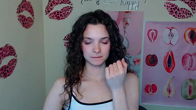 _SusieSu_'s Live XXX Chat