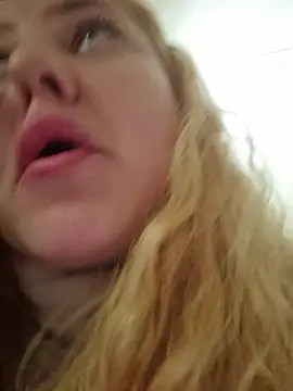 LianaJu's Live XXX Chat