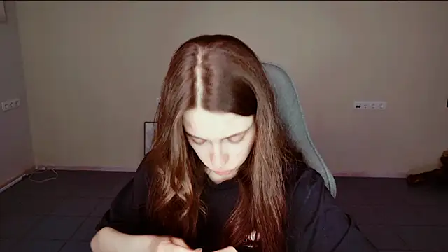 Yoka_paradoXXX élő XXX-chatje