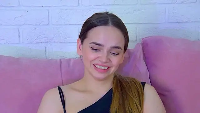 AnitaVenture Adlı Modelin Canlı XXX Sohbeti