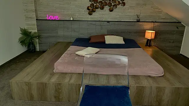 hornyb33_n Live XXX chat