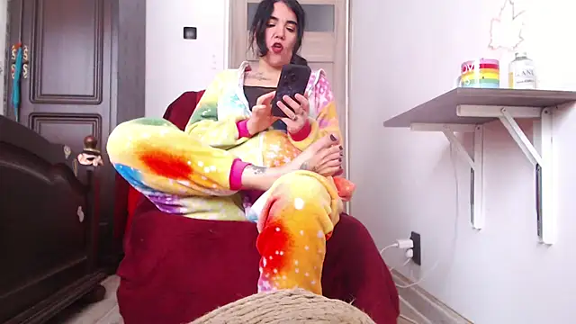 Goddess_Inanna Adlı Modelin Canlı XXX Sohbeti