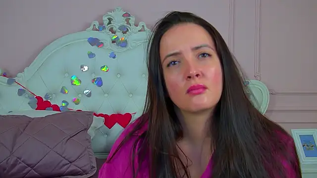 ElinaBellucci – Naživo XXX chat