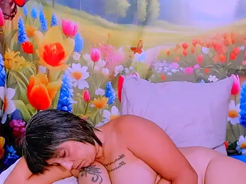 Chat +18 de indianroxy ao vivo