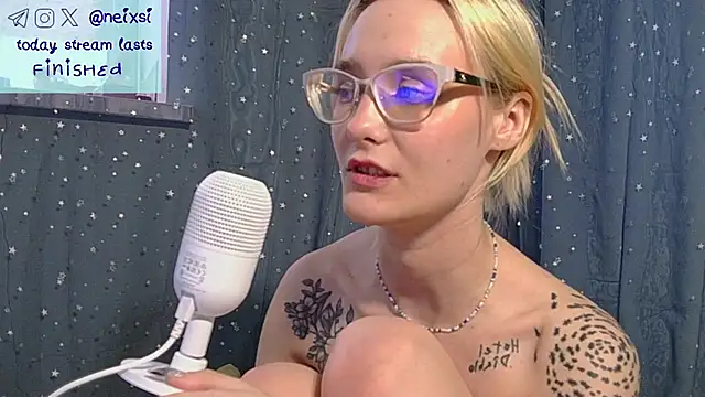 ixsi live XXX chat