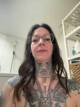 XXX chat uživo modela BrownieyQueen