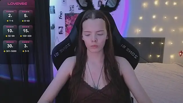 Luna_Navy: онлайн-секс-чат