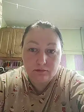 XXX chat uživo modela Rini333