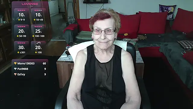 دردشة HeisseomaOriginal الجنسية المباشرة