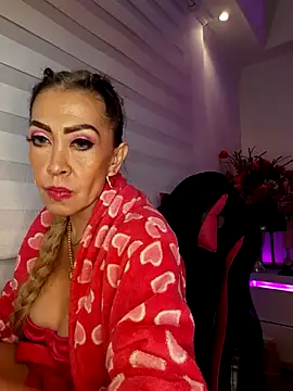 Chat +18 de EvelinaGrey ao vivo