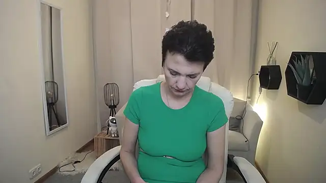 AvaSaturnian live XXX chat