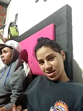 Chat +18 de Mia_axelll ao vivo