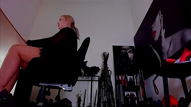 MistressDemi Obrolan Langsung XXX