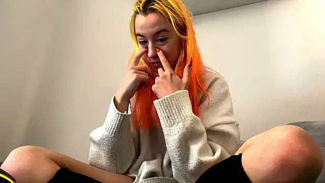 EmilyHein's Live XXX Chat