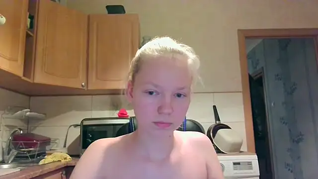 Živý XXX chat BabyyDolll_