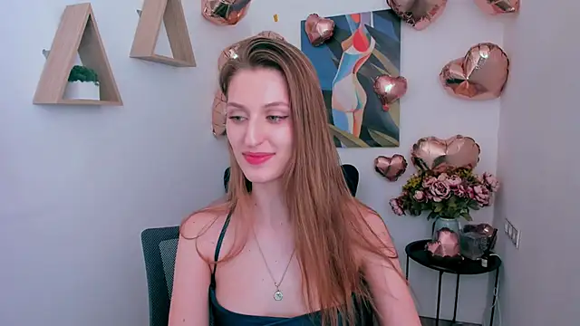 NaturalBeaty Live XXX Chat