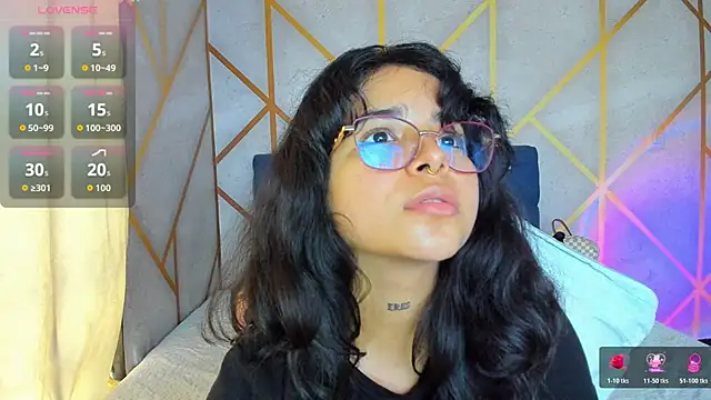 _vaiolet_owo Chat XXX in diretta