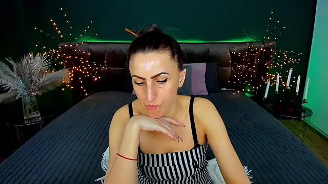 Rebecca_Diamondのウェブカメラショー