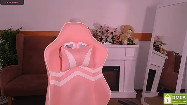 Elma_Lily Live XXX Chat