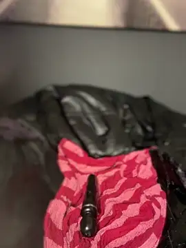 Онлайн чат XXX SEXaddictCANDY10