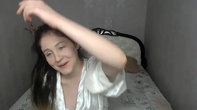 Holliy_Cooper Chat XXX in diretta