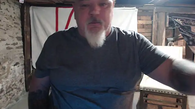 دردشة Newfiesausage1972 الجنسية المباشرة