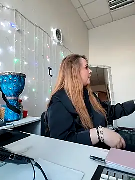 Juicy_PeachLux 现场XXX聊天