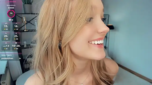 SerrenaAa 现场XXX聊天