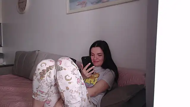 _JustmeHere_ Chat XXX live