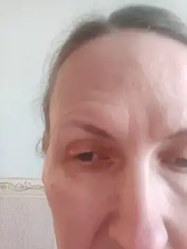 Evelina_cute élő XXX-chatje