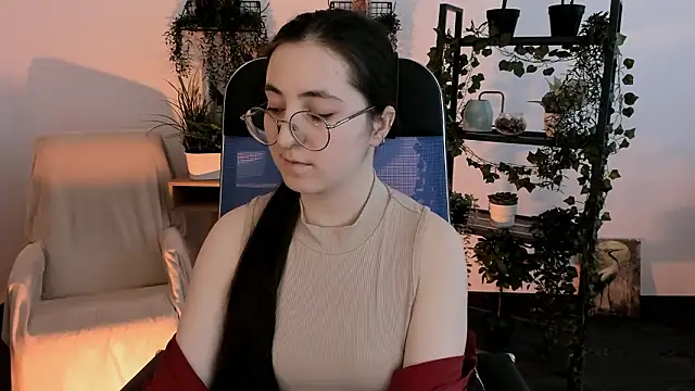 VirtuallVoyant Live XXX Chat