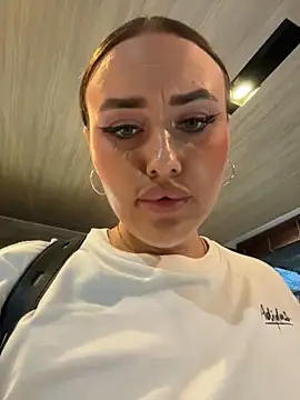 KiraSunshine 网络视讯表演