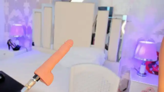 Miliaangeles Chat XXX in diretta