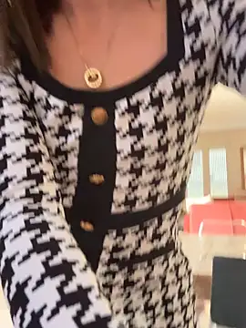 Chat XXX ao vivo de lola_tentatiion