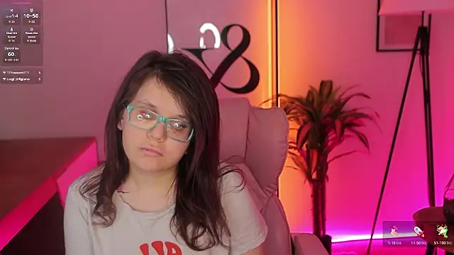 XXX chat uživo modela Ariell_Mini