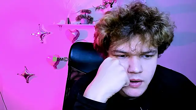 lucas_long_'s Live XXX Chat