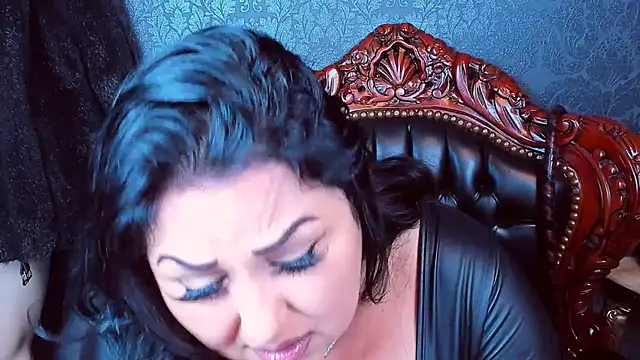 Chat XXX ao vivo de SelenaNoctis