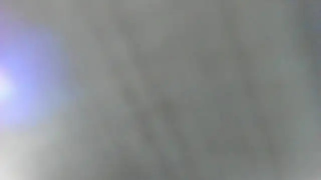 Show modela AishaRouhi na web-kameri