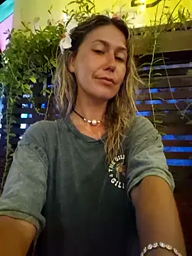 Živý XXX chat CelynaRoss