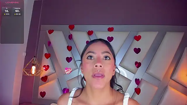 Chat +18 de Amber_villalobos_ ao vivo