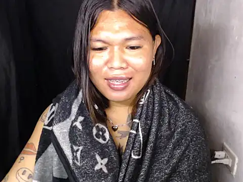 rheya_tyne777: онлайн-секс-чат