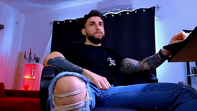 MightyAaron66 Webcam show