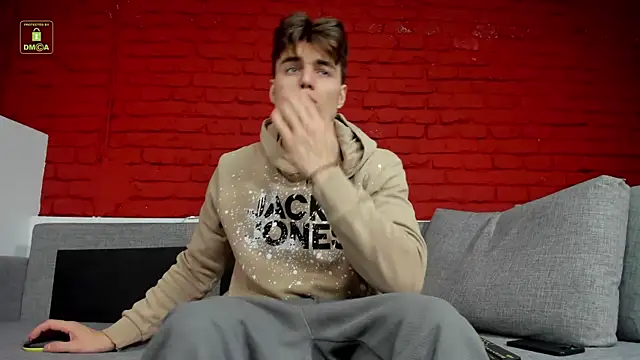 Chat XXX en directo de Kyle_Baker