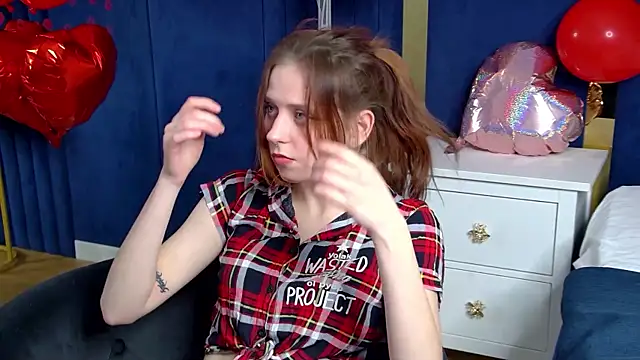 دردشة FreyaVey الجنسية المباشرة